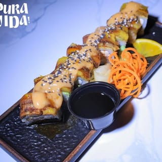 Mar y Tierra Roll
